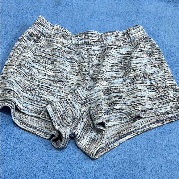 Aerie Shorts - Picture 1 of 7